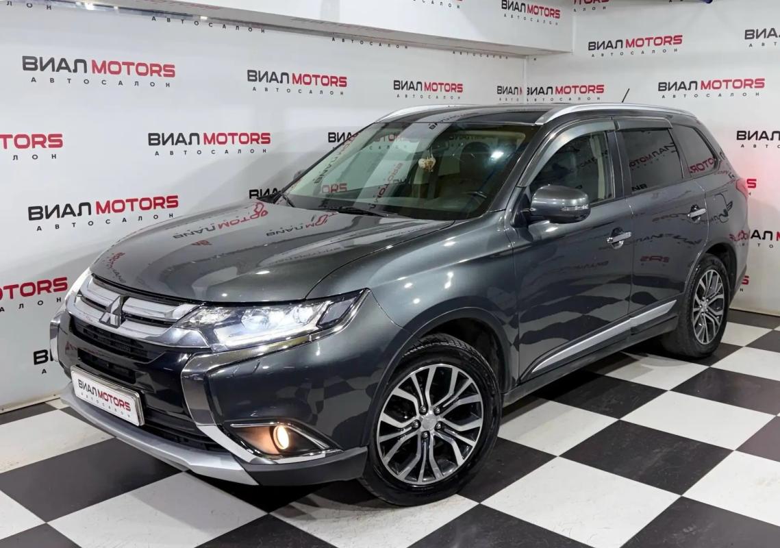 Mitsubishi Outlander  2016