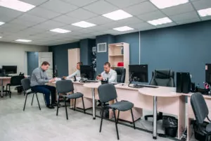 Компания «ВИАЛ MOTORS»