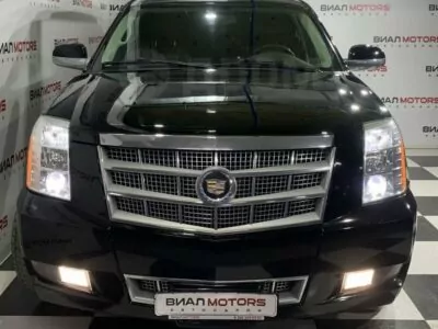 Cadillac Escalade 6.2 AT (409 л.с.) 4WD 2013