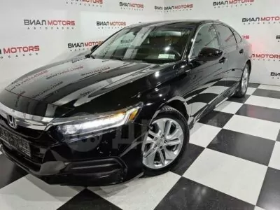 Honda Accord 1.5 CVT (192 л.с.) 2018