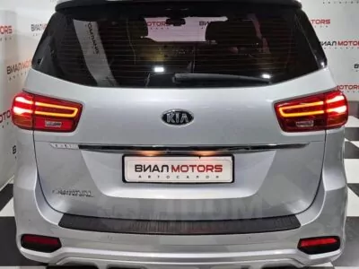 KIA Carnival 2.2d AT (202 л.с.) 2018