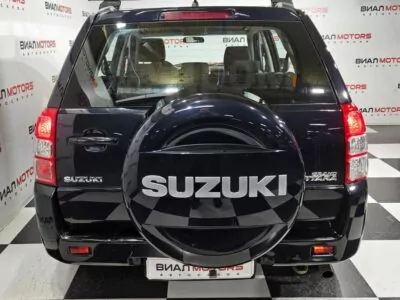 Suzuki Grand Vitara 2.0 AT (140 л.с.) 4WD 2012