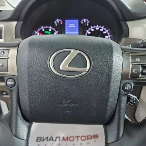 Lexus GX 460 4.6 AT (296 л.с.) 4WD 2015