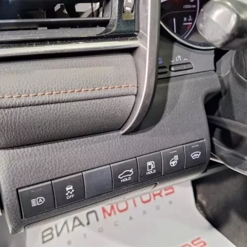 Toyota Camry  2019
