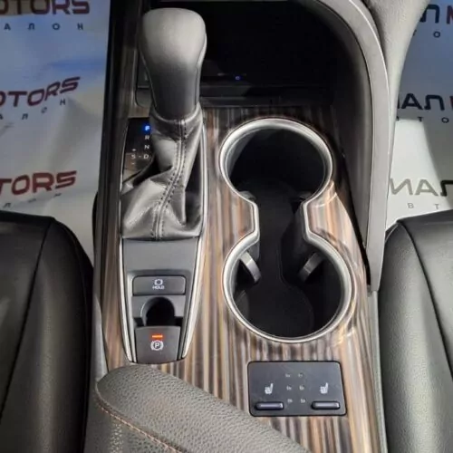 Toyota Camry  2019