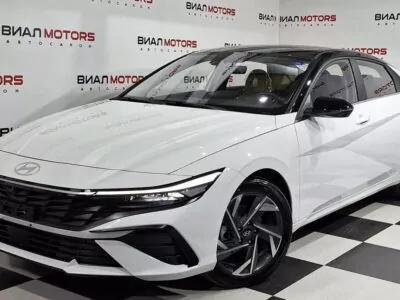 Hyundai Elantra  2023