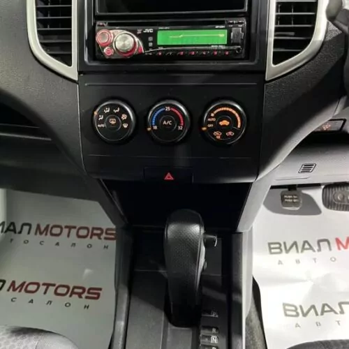Nissan Wingroad  2009