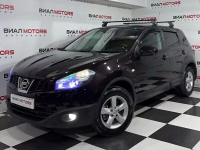 Nissan Qashqai  2010