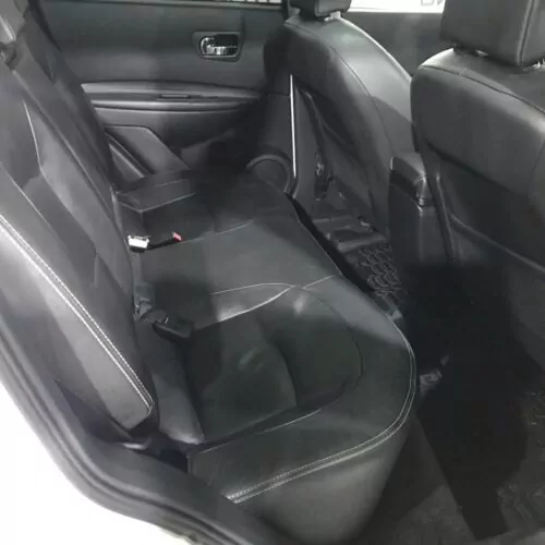Nissan Qashqai  2010