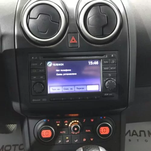 Nissan Qashqai  2010