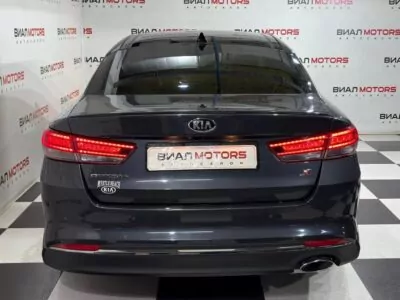 KIA Optima  2017