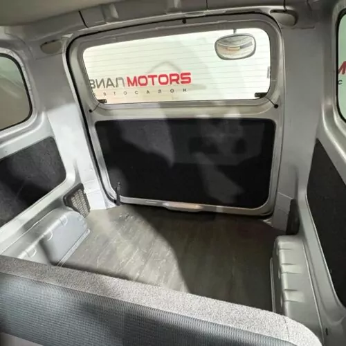 Nissan NV200  2014
