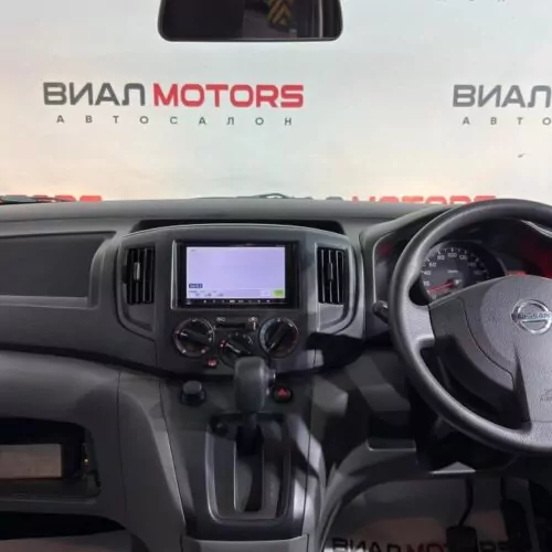 Nissan NV200  2014