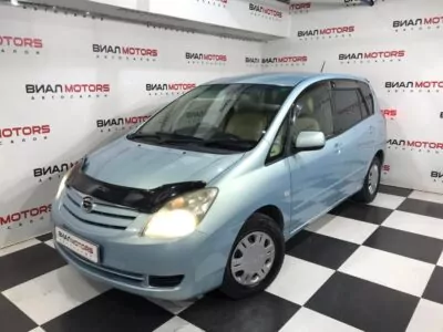 Toyota Corolla Spacio  2005