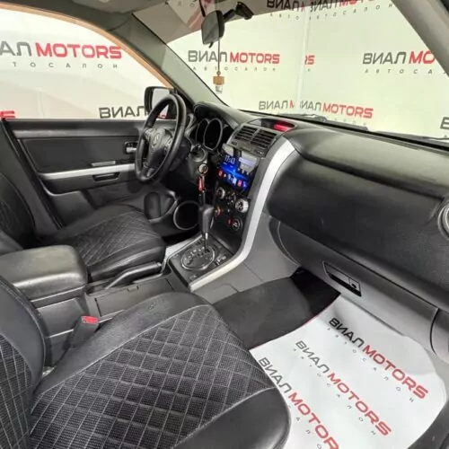 Suzuki Grand Vitara 2.7 AT (185 л.с.) 4WD 2005